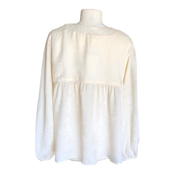 Band Of The Free NWT Cash VNeck Long Sleeve Billowing Sleeves Ivory Top Large - Picture 5 of 14